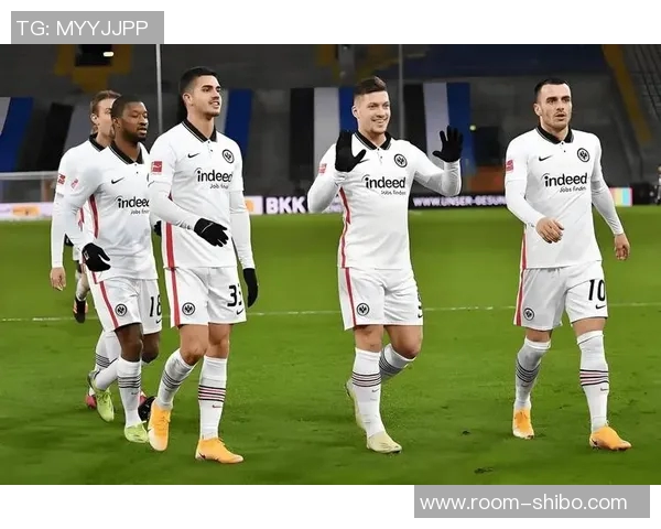 德甲赛季精彩对决柏林联合力克法兰克福展现强大实力 德甲赛季精彩对决柏林联合力克法兰克福展现强大实力