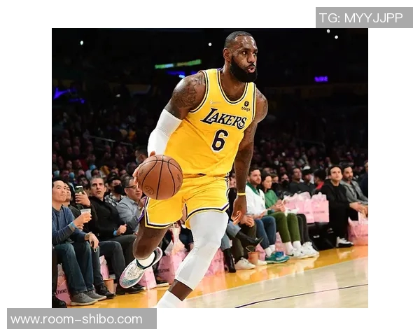 维金斯表现平平全场最低正负值21贡献18分4篮板三分球命中率不佳